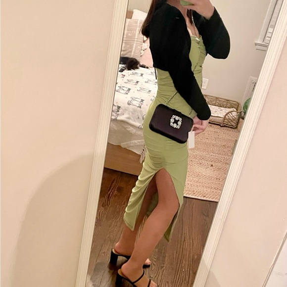 Express BodyCon Ruched Side Slit Midi Dress With Bra Cups in Green - Picture 9 of 9